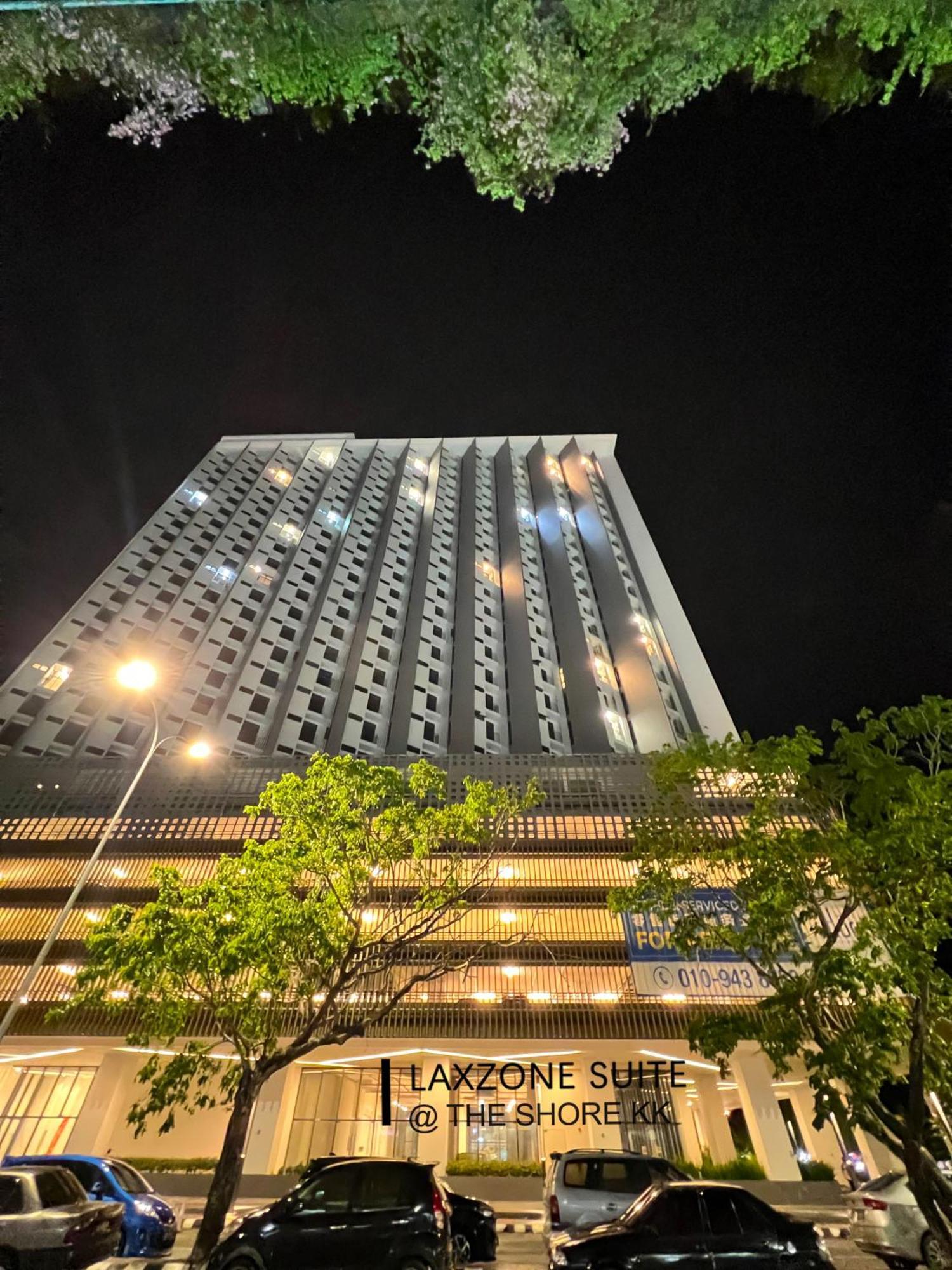 The Shore Cbd Kota Kinabalu By Laxzone Suite Extérieur photo